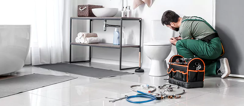 Installing And Repairing Plumbing Fixture in Oakville, Ontario